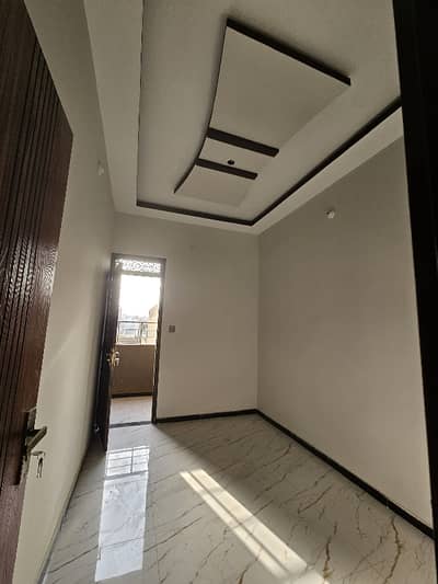 Spacious 50 Square Yards Flat Available For Sale In Allahwala Town