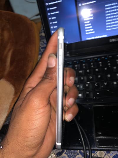 urgent for sale iphone se 2020 iOS 26