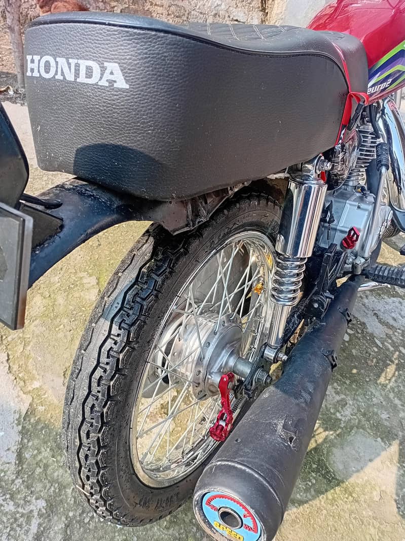 2017 model new condition 1