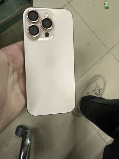 iPhone 16 pro factory unlock