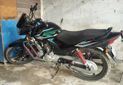 Honda cb125f