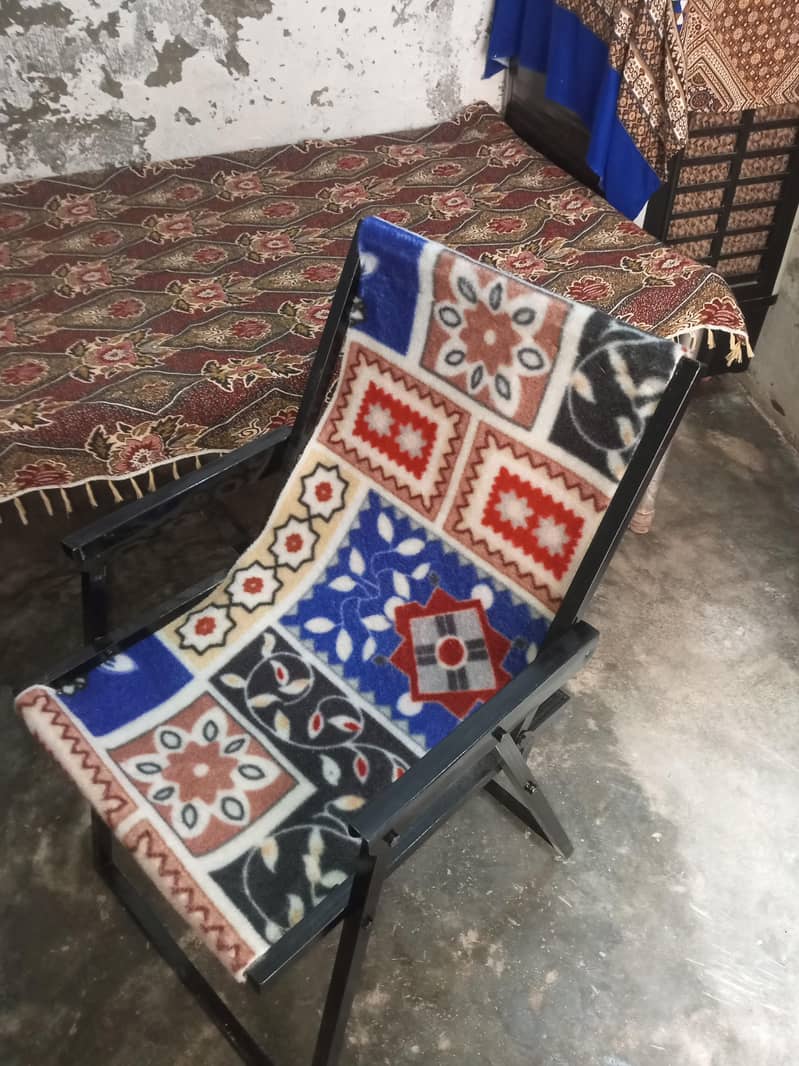 فولڈنگ چیئر سپیس لیس 1