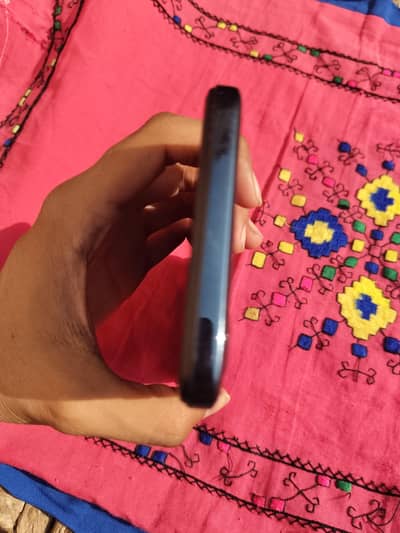 Tecno Spark 10 C Mobile for Sale – Excellent Condition