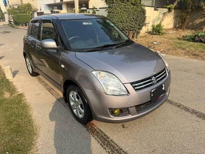 SUZUKI SWIFT 2017 CONDITION LIKE NEW. . GENUINE MILEAGE 75000 KM. .