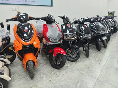 All Metro Lithium Electric Scooty 2026 Models /Yadea/Ramza/Evee