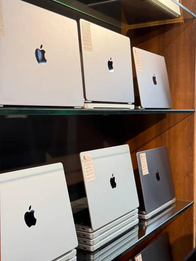 Apple MacBook Pro 14” (2021) | M1 Pro Chip | 16GB RAM | 512GB SSD