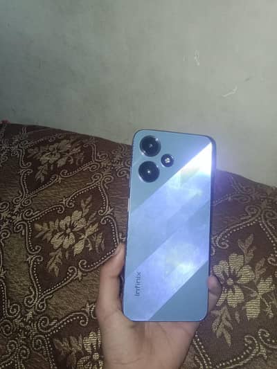 gaming phone  infinix Hot 30 play
