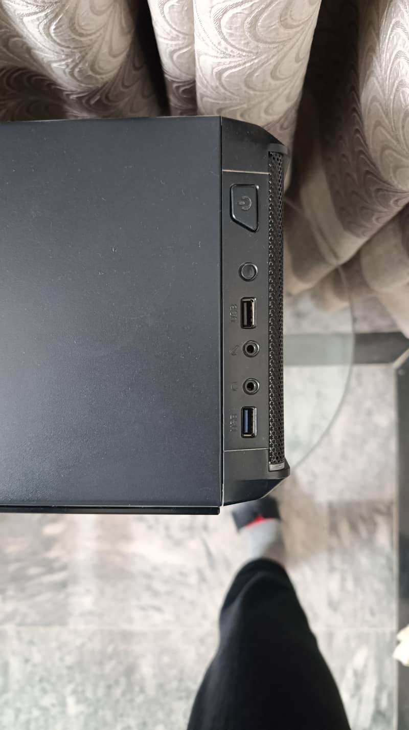 GAMING PC CASE SIMPLE 3