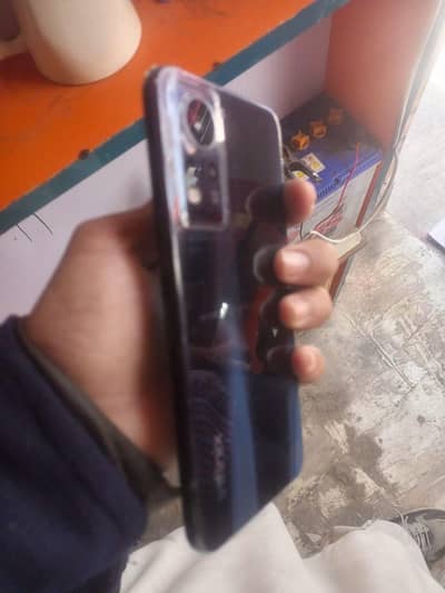 mobile Sell kar raha hun serious buyers he Rabat  Kare