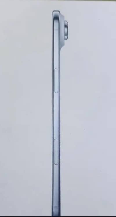 i phone 17 air 10/10 full box