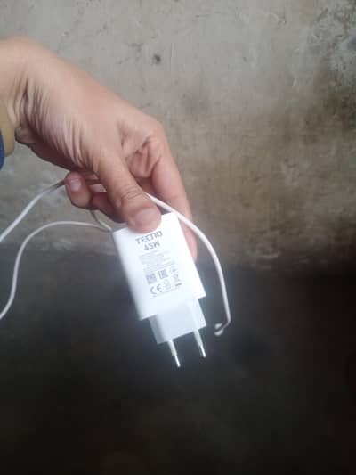 Tecno spark 40 pro 8+8 256gb