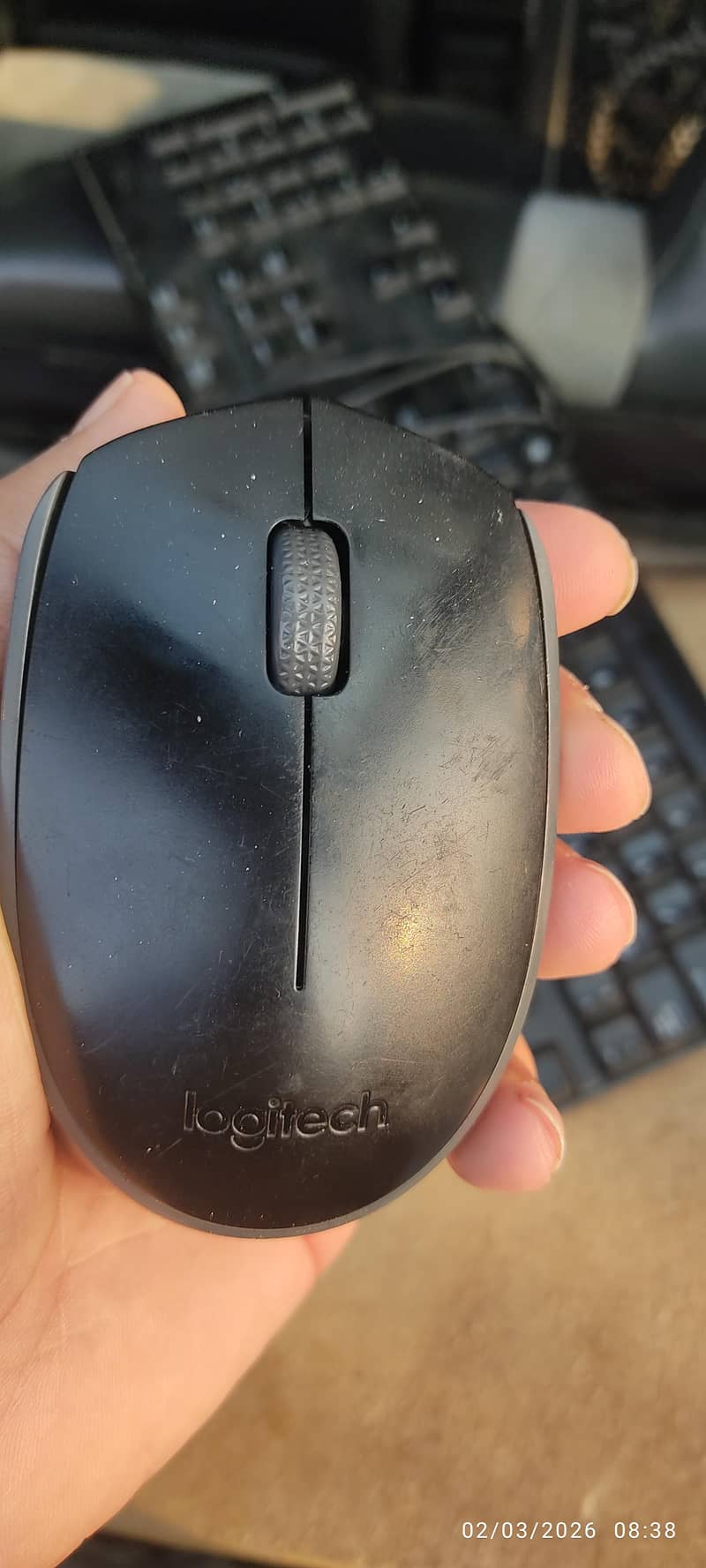 LOGITECH M170 WIRELESS MOUSE 1