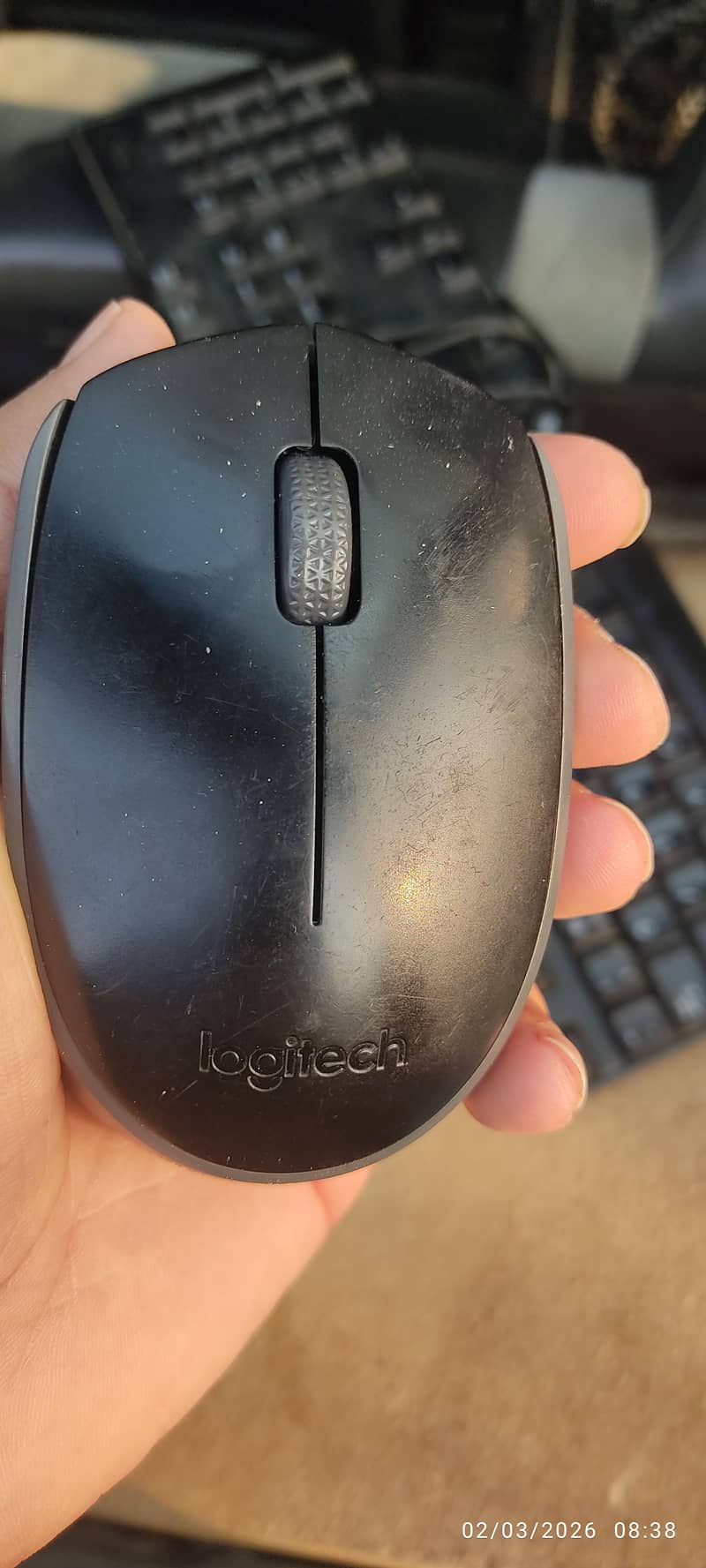 LOGITECH M170 WIRELESS MOUSE 2