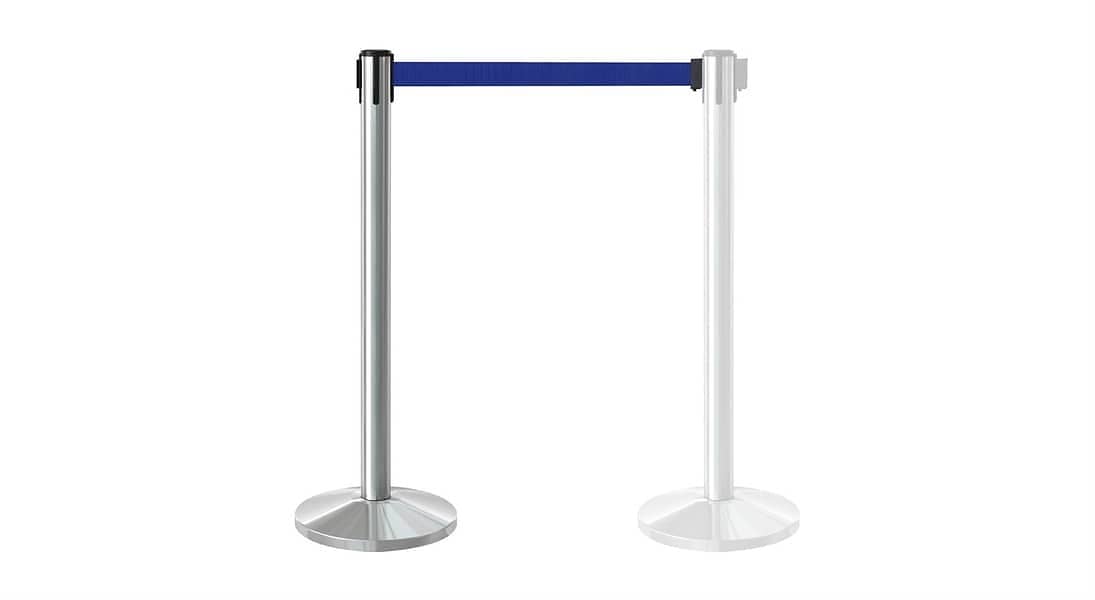 Retractable Belt Queue Manager 3