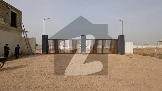 Prime Location Faridi Niazi Society Commercial Plot Sized 1415 Square Yards For sale