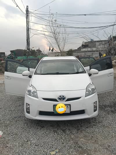Prius 2010 model import 2015 Almost genuine gari