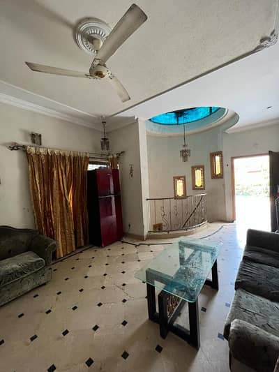 Investors Should rent This House Located Ideally In Canal Burg