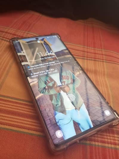 Samsung note 10 /12ram Rom256