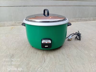 Automatic Electric Rice Cooker 8.5 liter 45 cups almost New