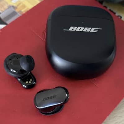 Bose quiet comfort ultra earbuds URGENT SALE