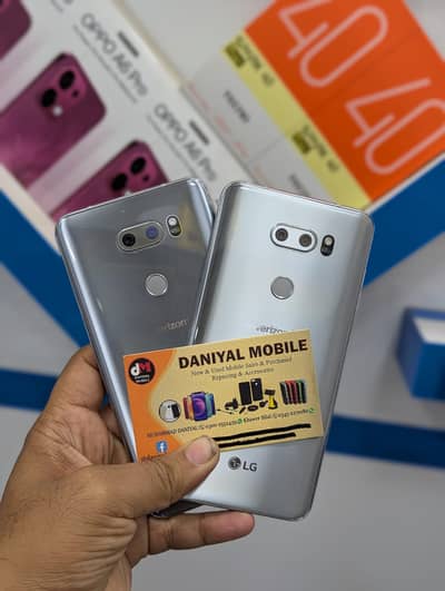 LG V30 4GB RAM 64GB/128GB | Approved | QHD OLED Display | Hi-Fi Quad