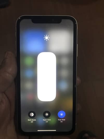 Iphone xr non pta 64/gb  battery health 77