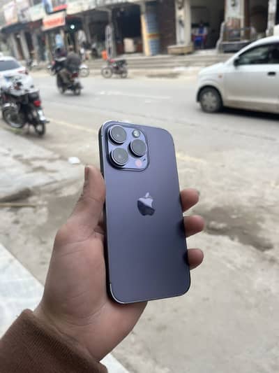 Iphone 14 pro 256 gb  pta approved genuine