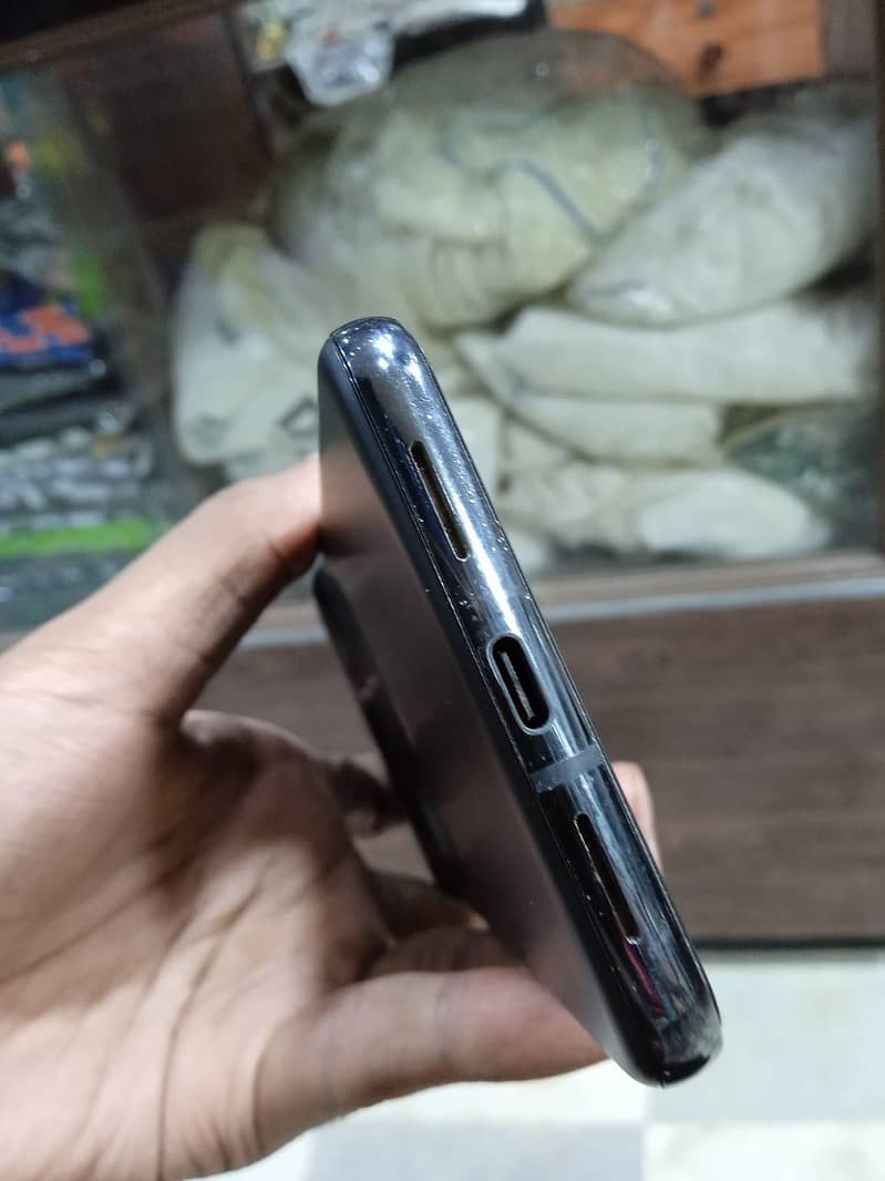 Google Pixel 8 Pro 7