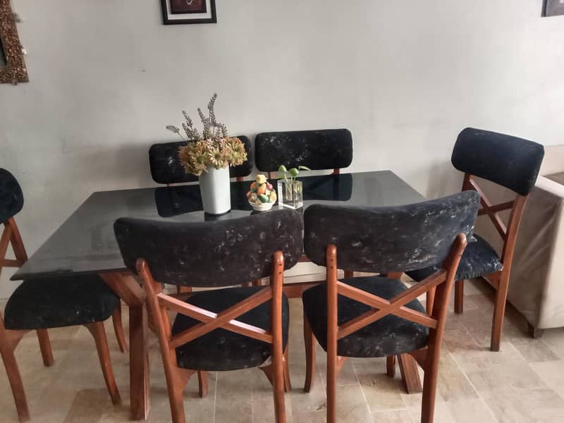 Dinning table 5