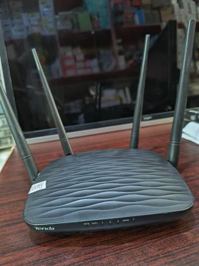 Tenda Ac5 Dual Band Wifi Router 4 antennas