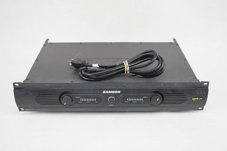 PRECONSOLE & POWER AMPLIFIERS 9