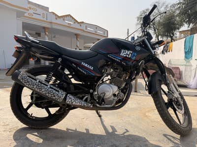 Ybr 125G 2023 neat condition