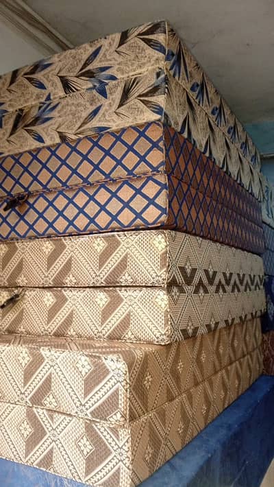Grand Offer Single Bed Mattresses/Double Bed Mattress/Sofa Cumbeds