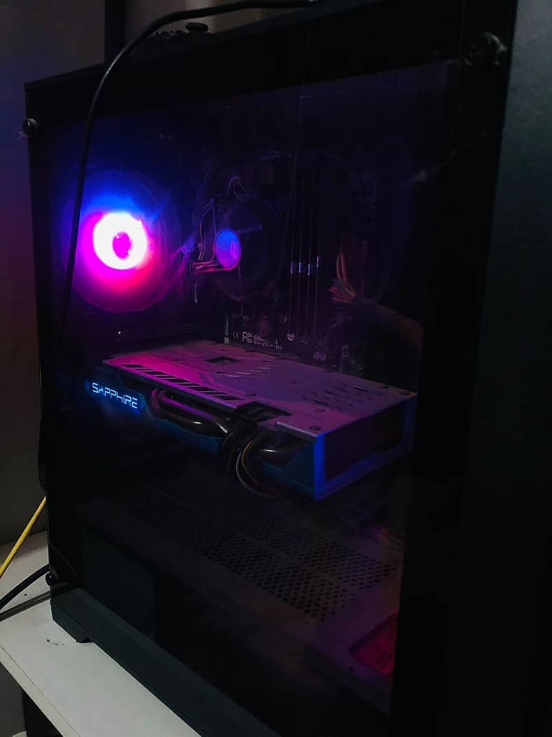 Gaming PC RX 590 Blue Sapphire 8GB+i7 4770+16GB RAM+22” LED full setup ...