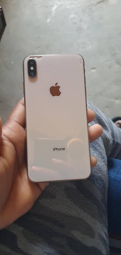 xs max 256 gb hy water pack nhi hy