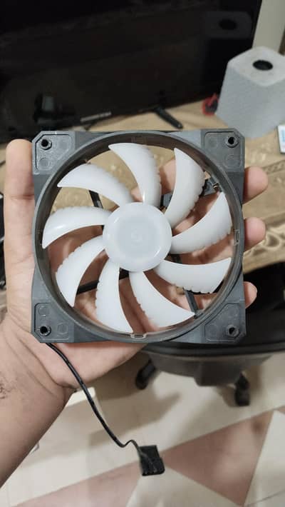 Set of 4 Boost Lifestyle Squirrel V2 RGB Case Fans – Like New