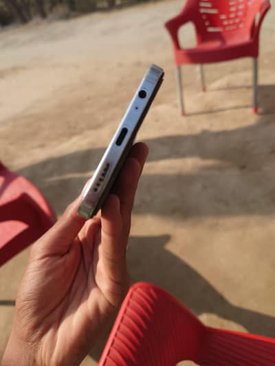 Mobile Phone for Sale – Excellent Condition