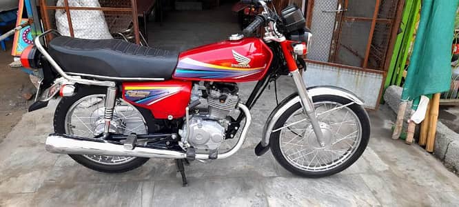 Honda 125cc model 2012 for sale call me--+03033477978
