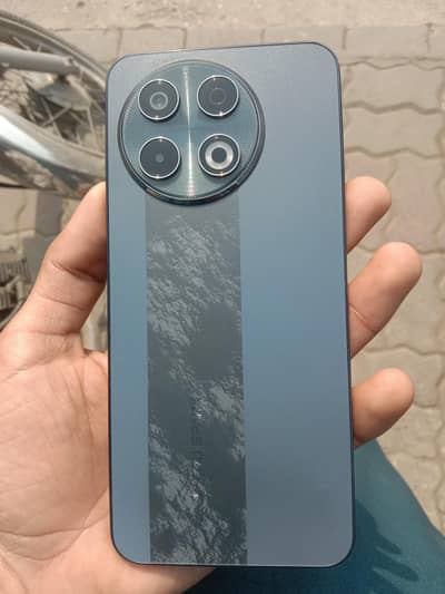 Tecno Spark 30 pro 10/10