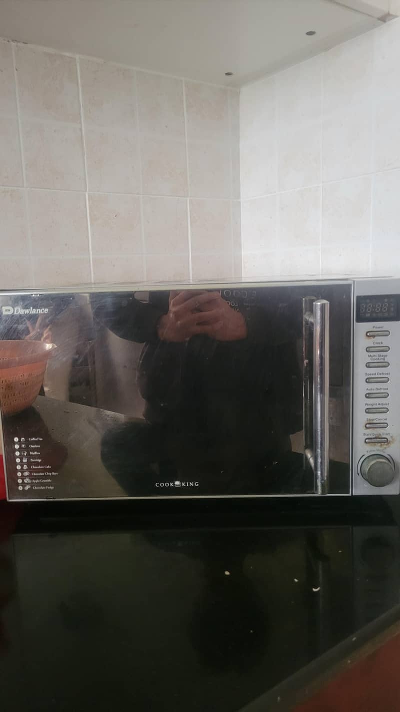 Dawlance microwave 1