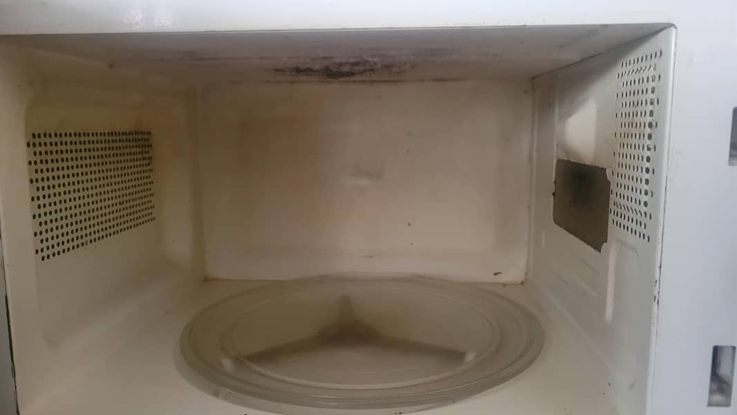 Dawlance microwave 2