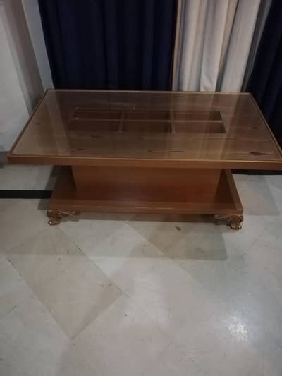 1 central +2 side tables