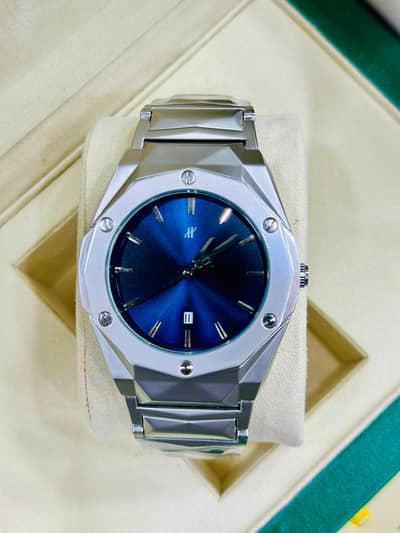 Men’s Branded Watch for Sale – Excellent Condition