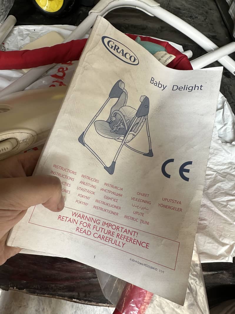 Graco automatic swing 3