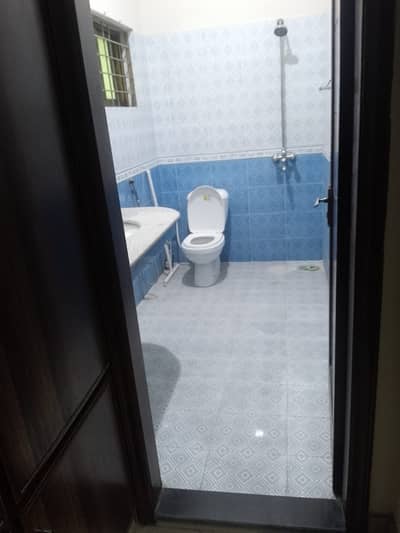 1 Kanal Upper Portion Is Available For Rent In Wapda Town Phase1 Block K1.