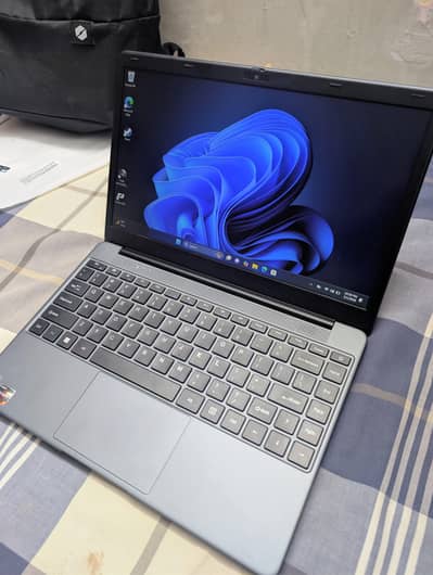 AMD Ryzen 5 7430U Laptop | 8GB RAM | 256GB SSD | 14" FHD | Slim