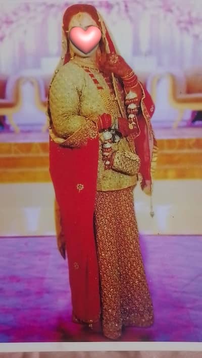 bridal lehenga with jewellery