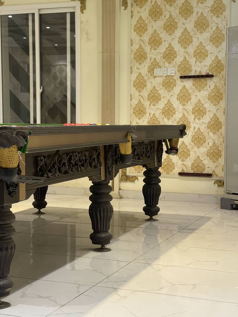 Snooker table 9