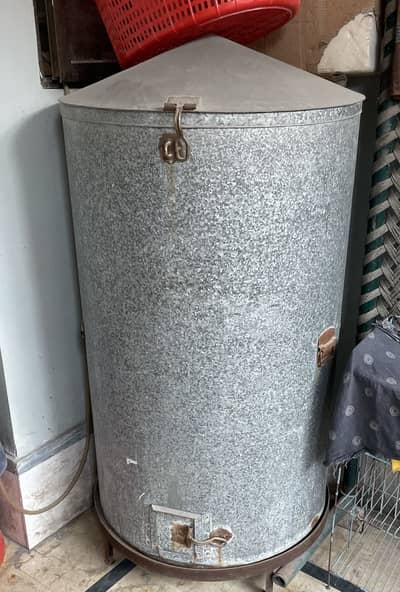 Wheat Storage گندم رکھنے کا ڈرم