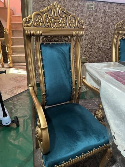 Dining Table for sale